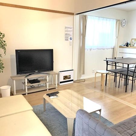 Guesthouse徳島201 Tokushima Buitenkant foto