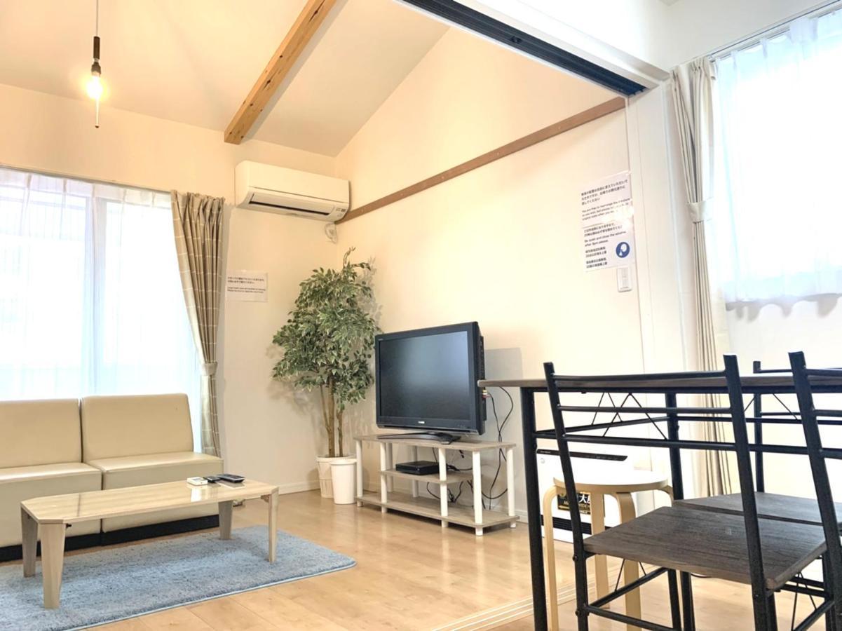 Guesthouse徳島201 Tokushima Buitenkant foto